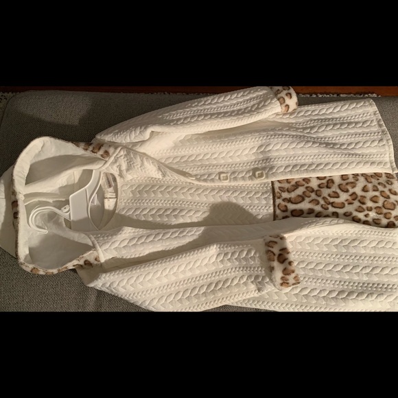 Sweet Heart Rose 2 piece dress/coat set. Size 8. Gently worn. - Picture 2 of 12